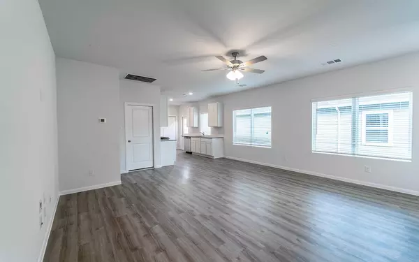 Kyle, TX 78640,207 Everglades DR