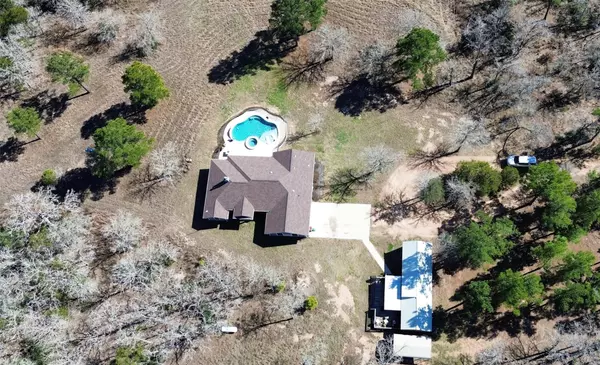 Giddings, TX 78942,1145 PR 2102