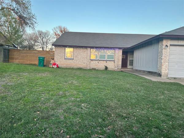 838 N Monroe ST #840, La Grange, TX 78945