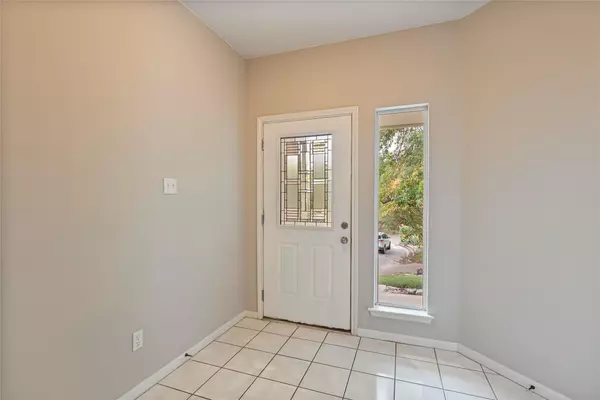Austin, TX 78731,5604 Creek BTM #B