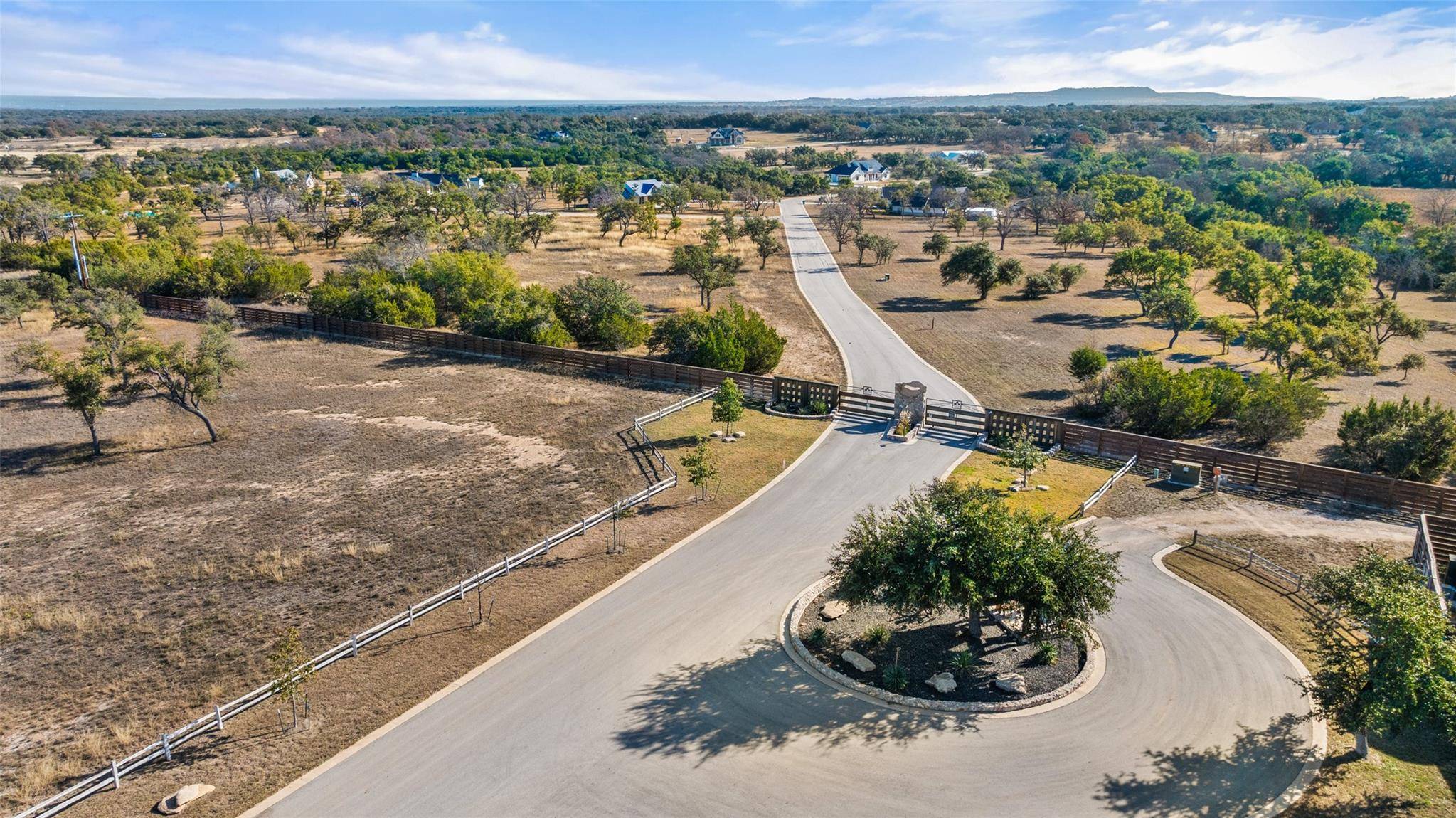 Round Mountain, TX 78663,167 Mr Charlie LN