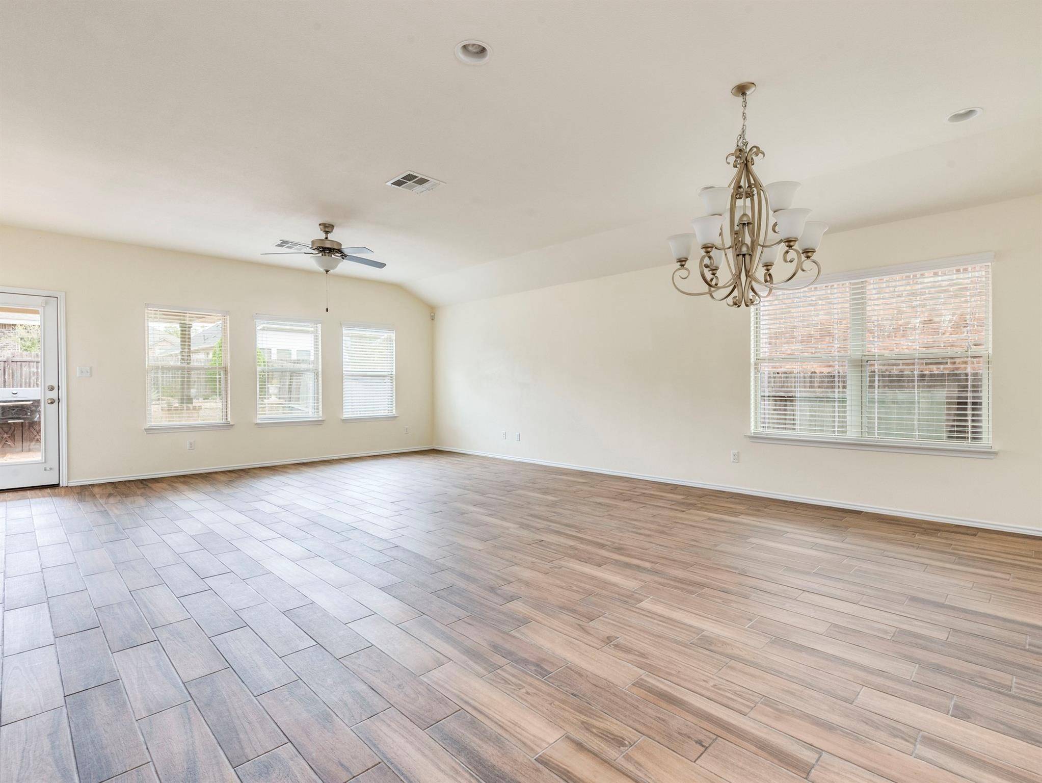 San Marcos, TX 78666,120 Sawtooth DR
