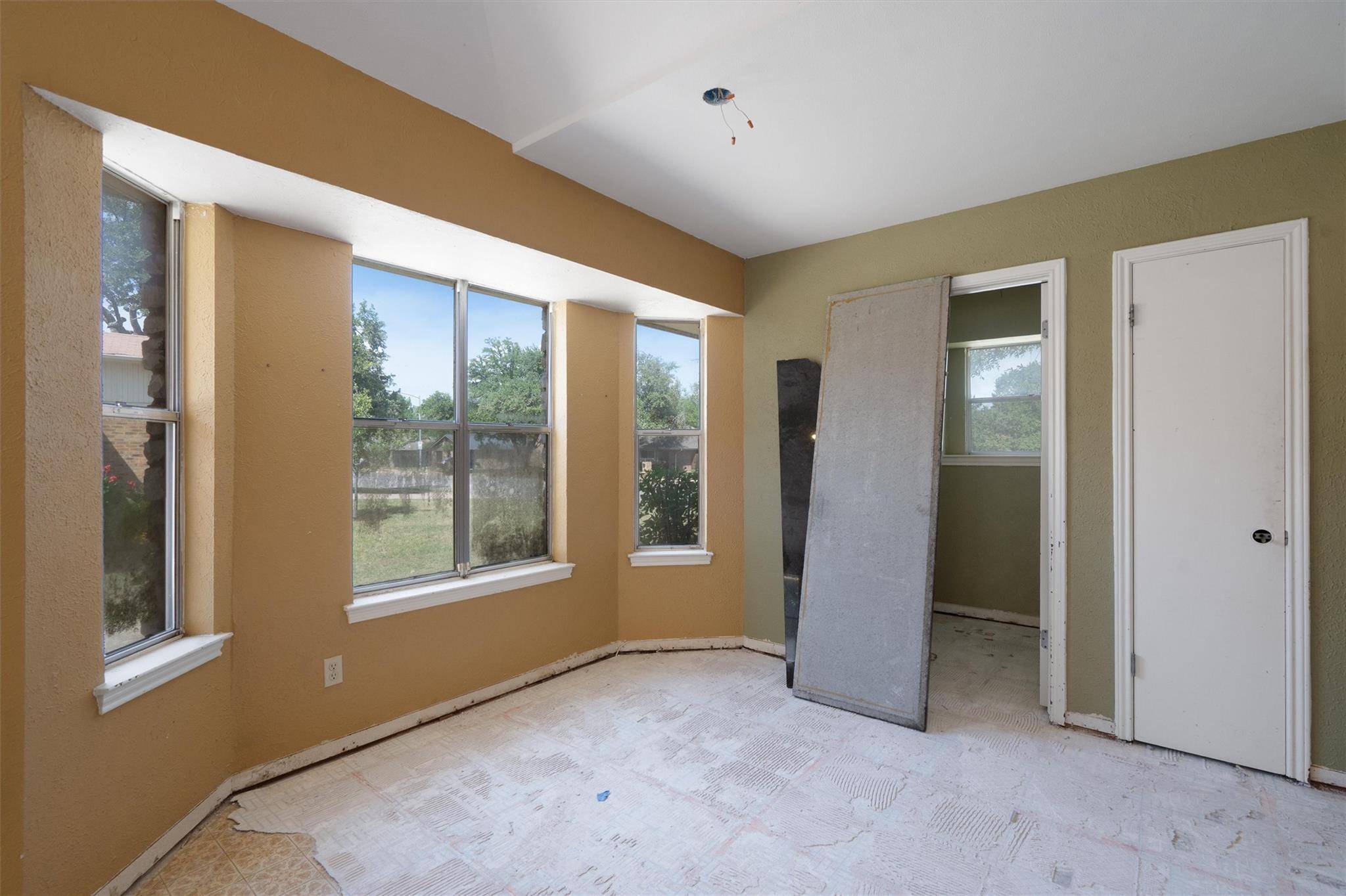 Austin, TX 78749,7008 Beckett RD