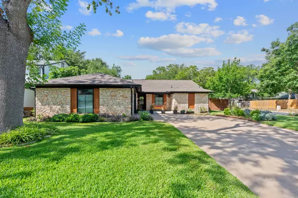 2717 Jorwoods DR, Austin, TX 78745