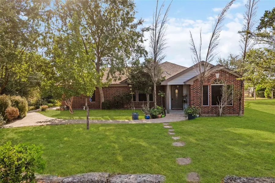 1988 Coffee RD, San Marcos, TX 78666