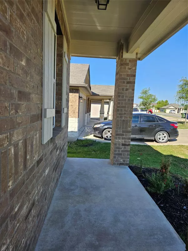 Hutto, TX 78634,110 Marimoor DR