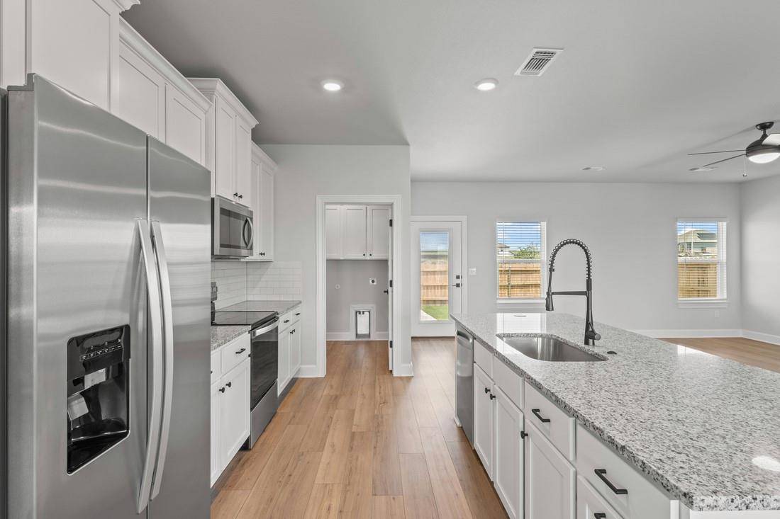 Manor, TX 78653,9509 Demure DR #5