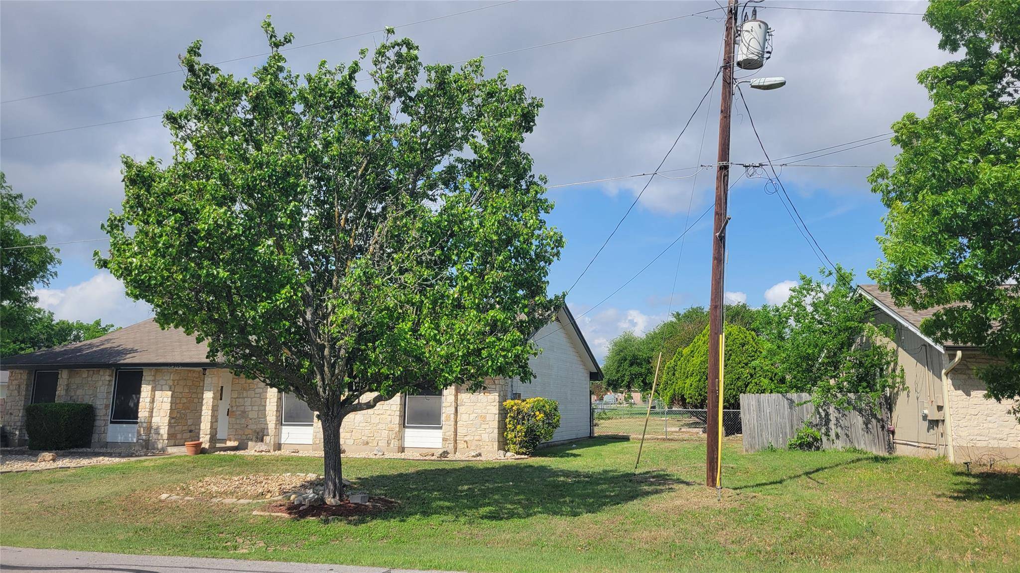 Leander, TX 78641,1903 Londonderry DR