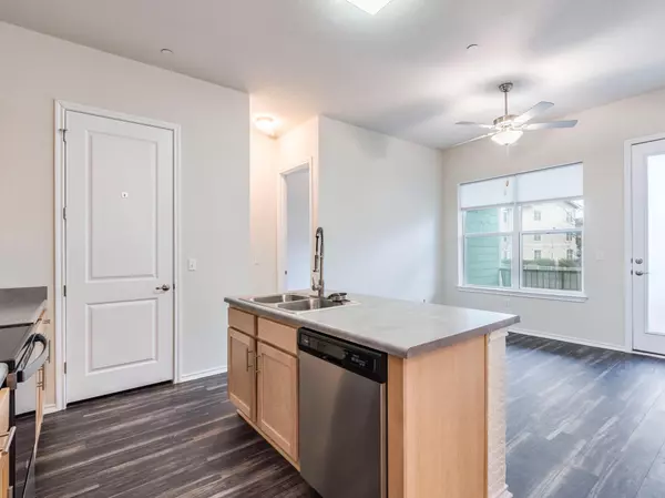 Austin, TX 78745,8601 W Gate BLVD #2201