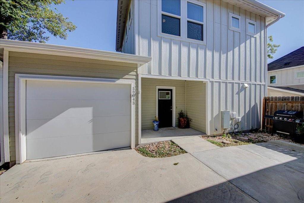 5004 Baker ST #B, Austin, TX 78721