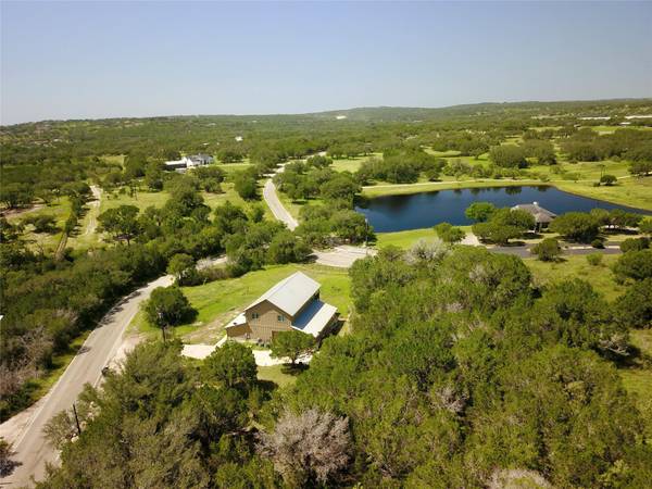 112 Ridge Harbor DR, Spicewood, TX 78669