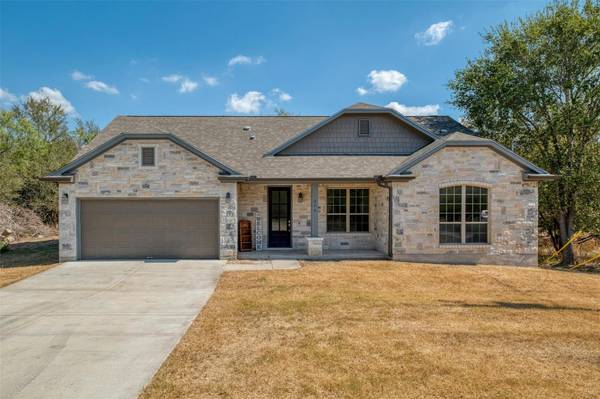 344 Nene LN, Bastrop, TX 78602