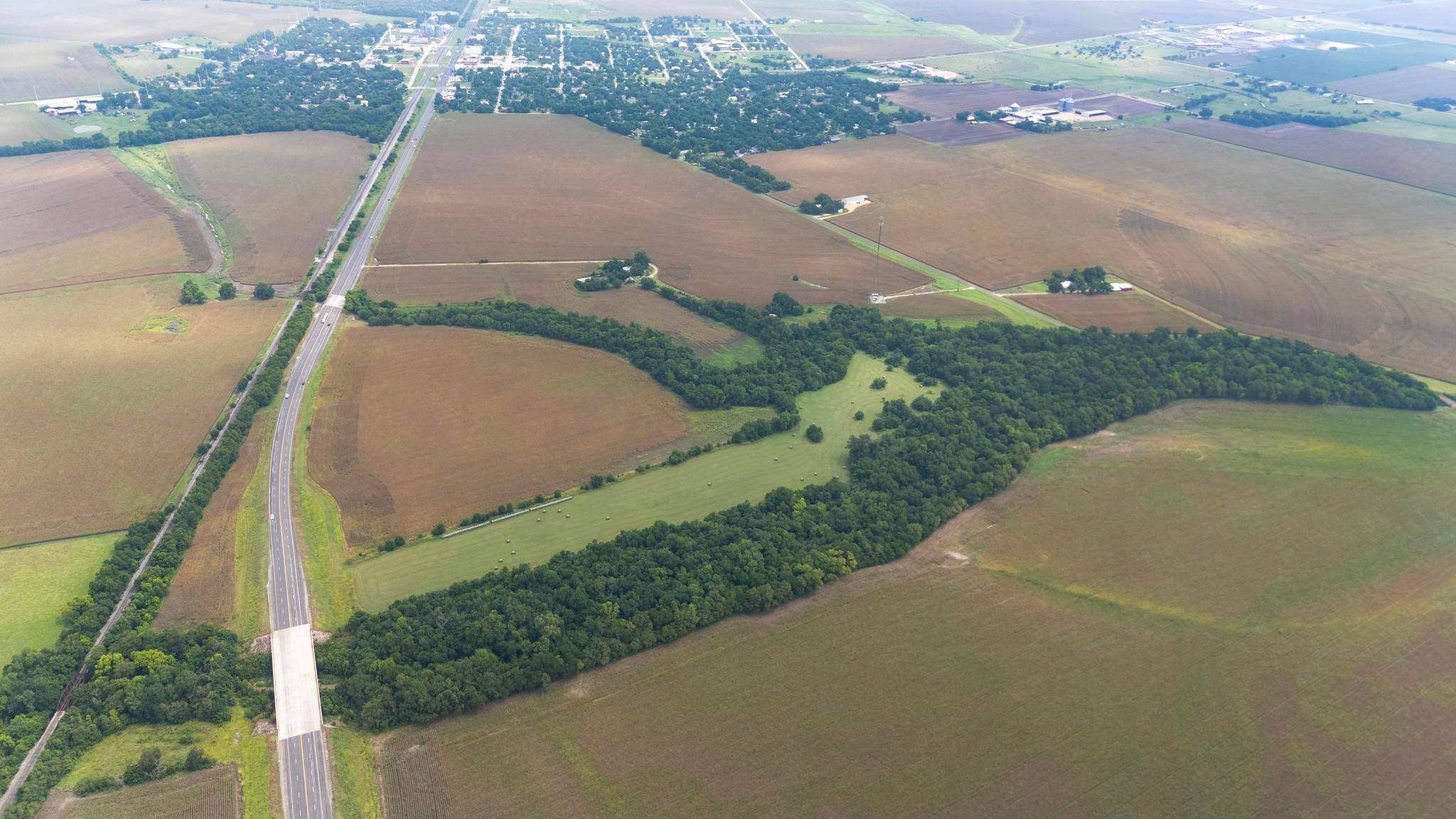 Granger, TX 76530,4400-4402 N Highway 95