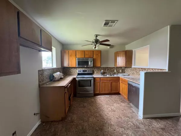 Cottonwood Shores, TX 78657,851 Aspen LN