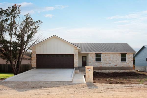 5 Quiet Meadow CIR, Wimberley, TX 78676