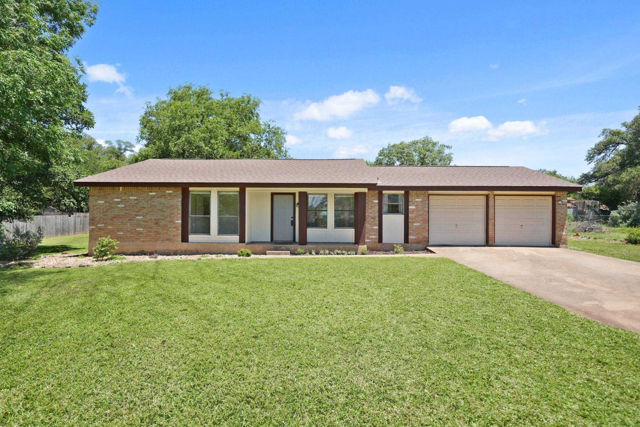 132 Spanish Oak DR, Georgetown, TX 78628