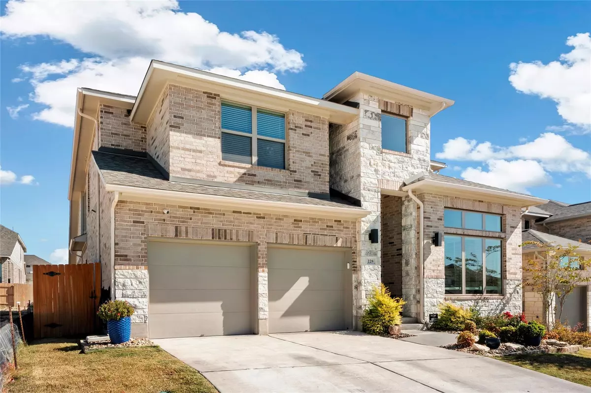 Liberty Hill, TX 78642,228 Gary Wayne DR