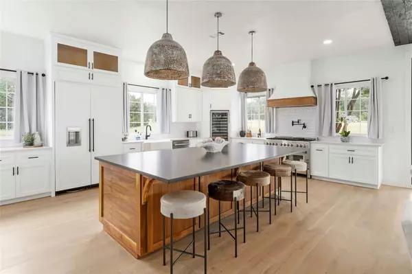 Dripping Springs, TX 78620,499 Hannah DR