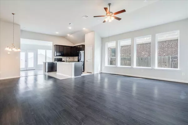 Buda, TX 78610,518 Algaroba LOOP