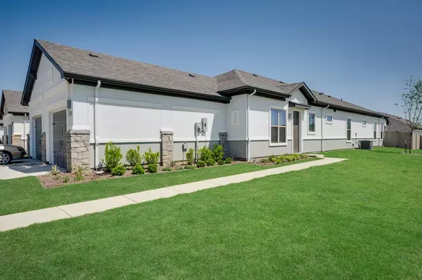 476 Suffield DR #355, Buda, TX 78610