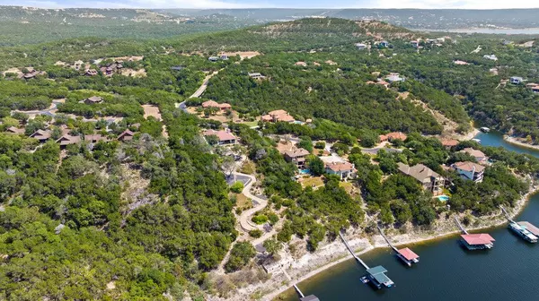 18504 Monet Pointe DR Leander, TX 78645