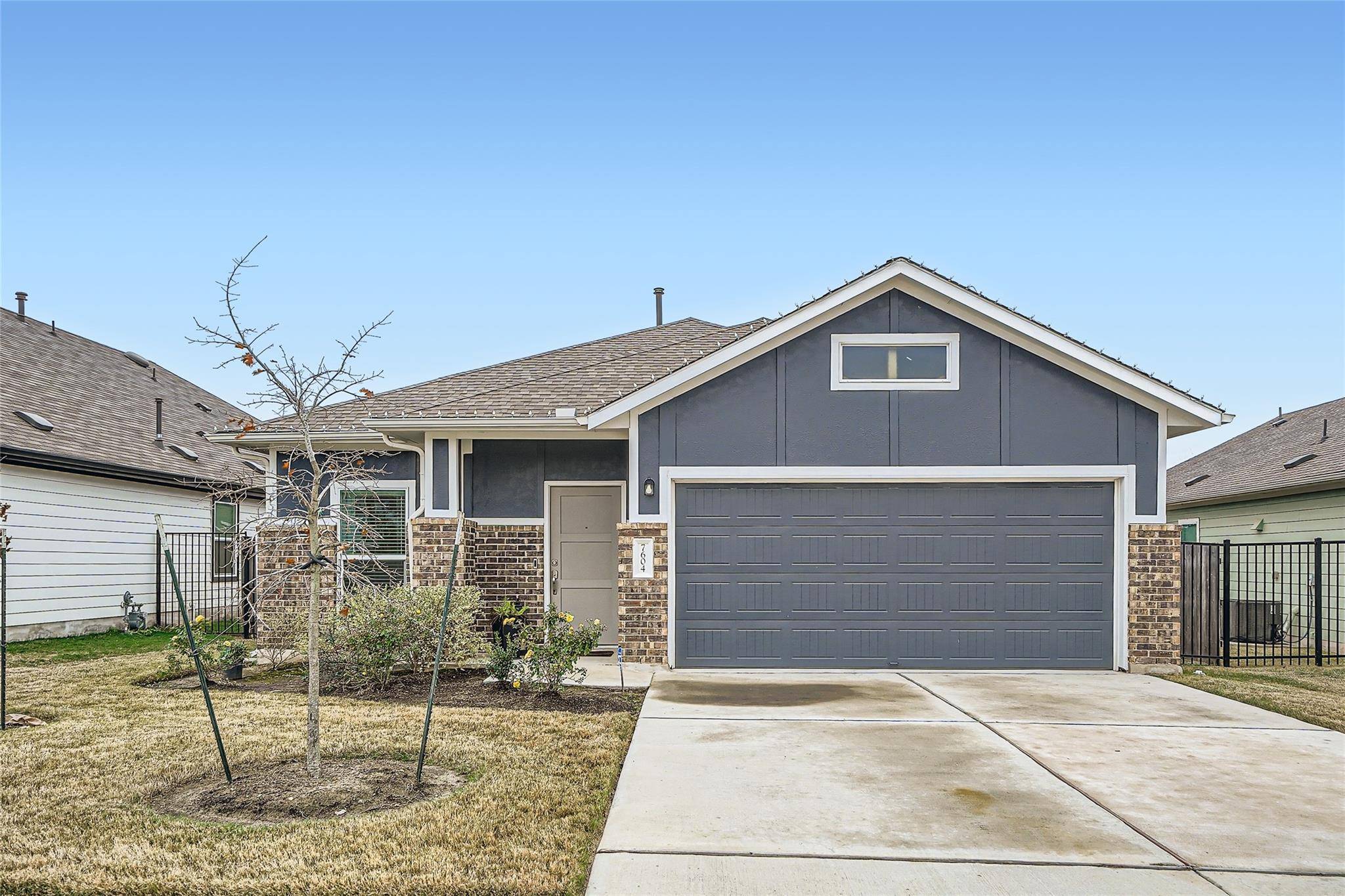 7604 Pewter Luster BND, Del Valle, TX 78617