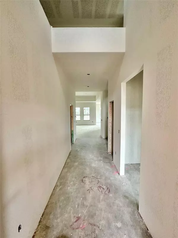 Kyle, TX 78640,243 Tenny LN