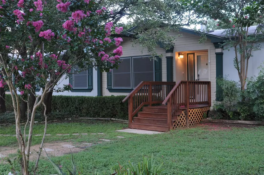 1301 Lipan TRL, Austin, TX 78733