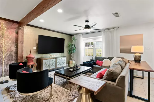 Austin, TX 78735,8721 Mountain Crest DR