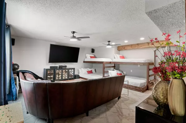 Austin, TX 78735,8721 Mountain Crest DR