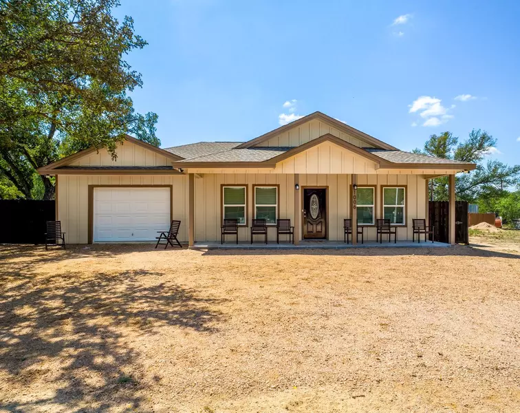 1006 Garfield DR, Granite Shoals, TX 78654