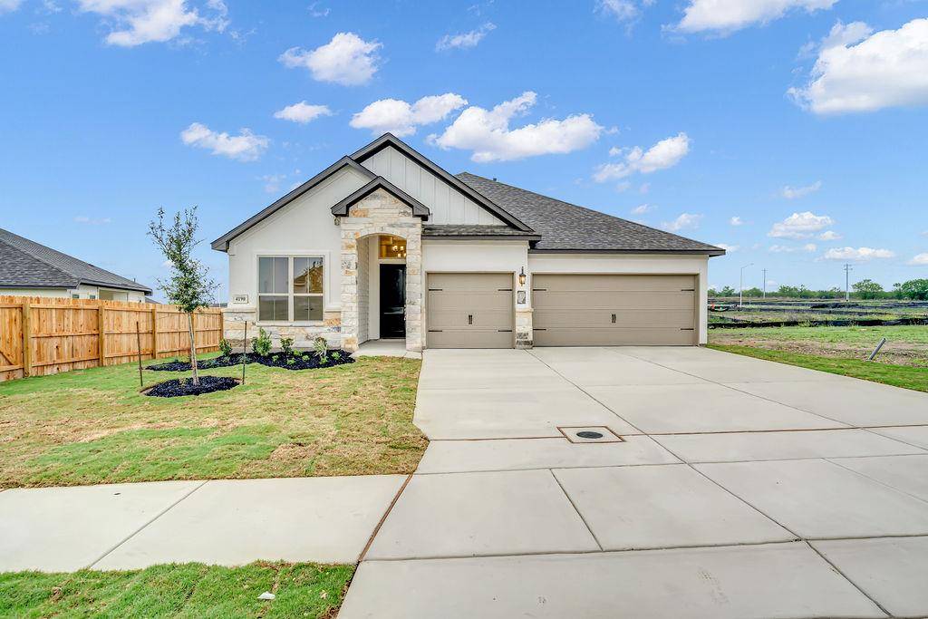 4190 Garden PATH, Marion, TX 78124