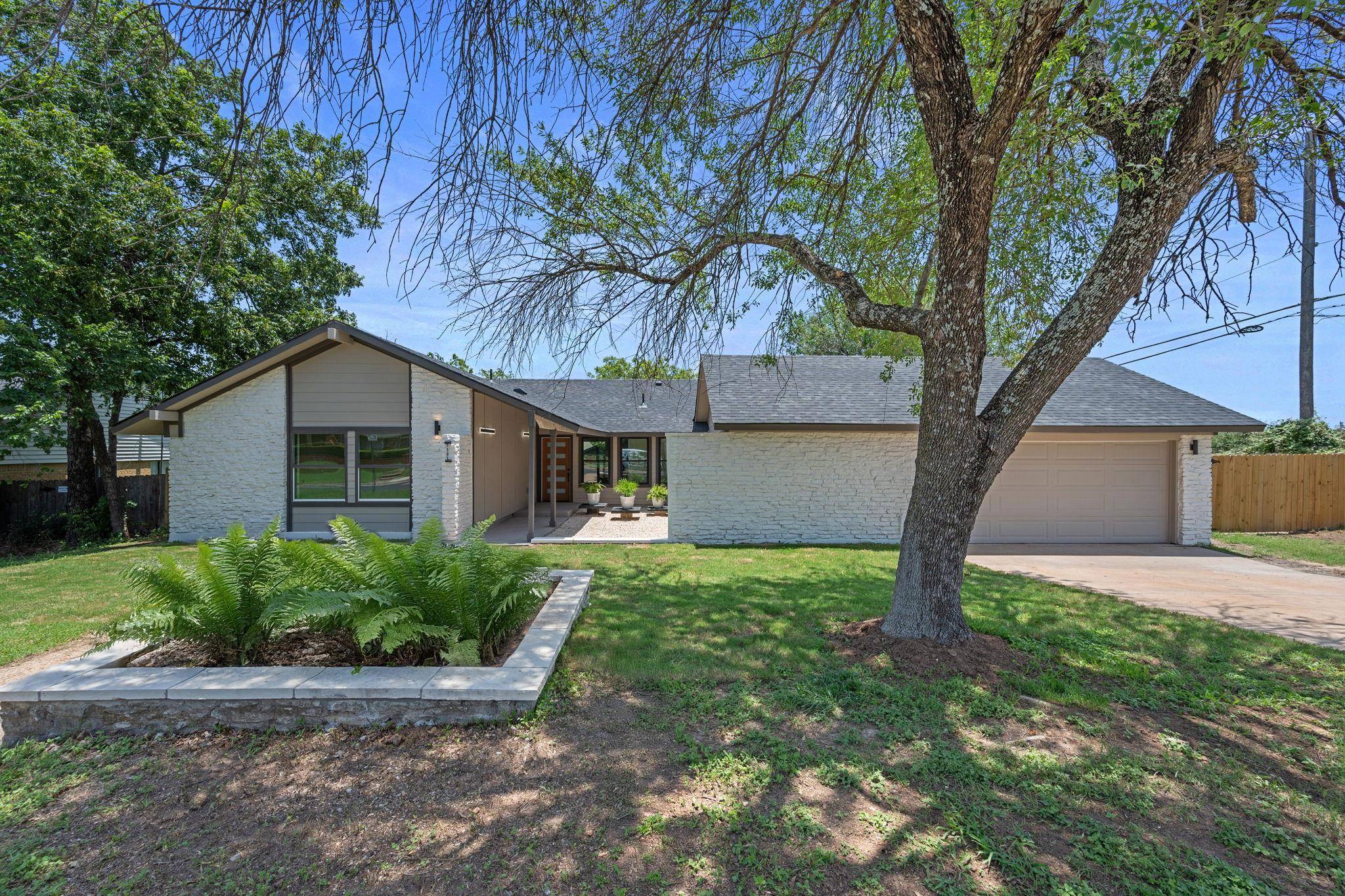7301 Berkman DR, Austin, TX 78752