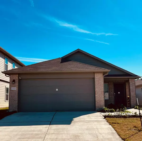 13120 Roving PASS, Elgin, TX 78621