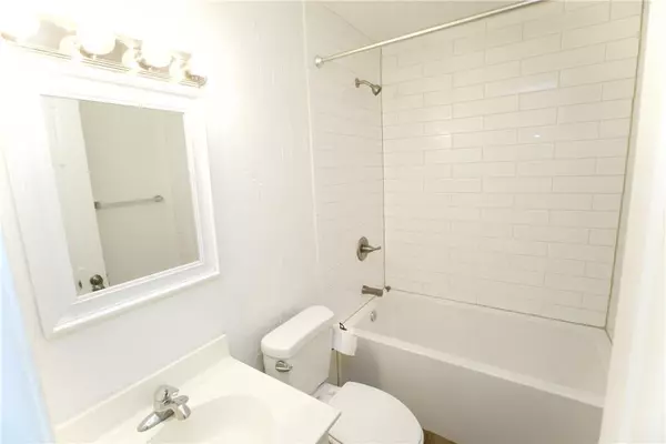 Austin, TX 78759,8002 Sonnet Ave #101