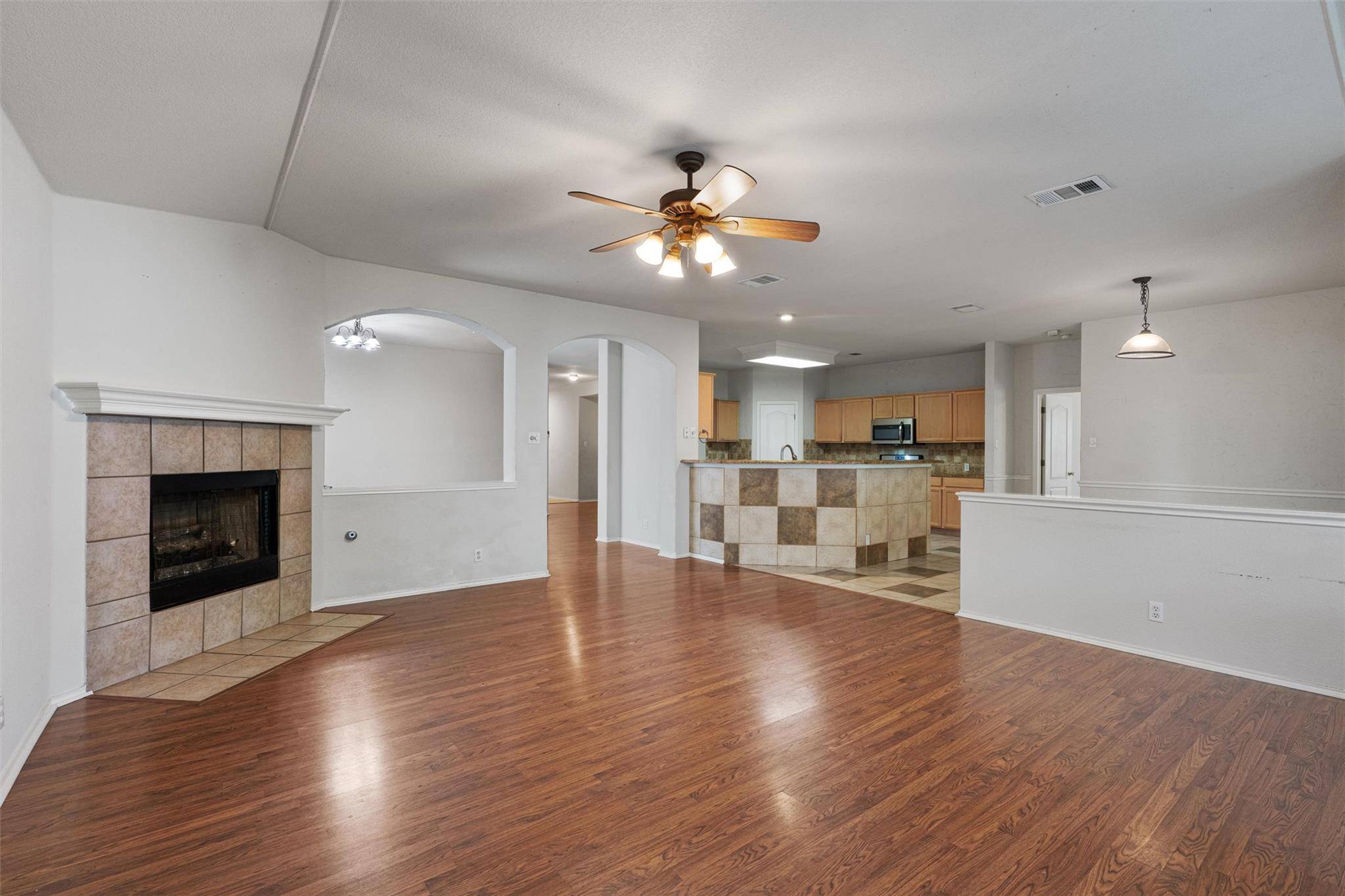 Round Rock, TX 78681,4329 Rock Hill RD