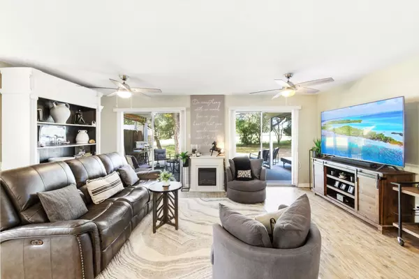 Wimberley, TX 78676,84 Champion CIR