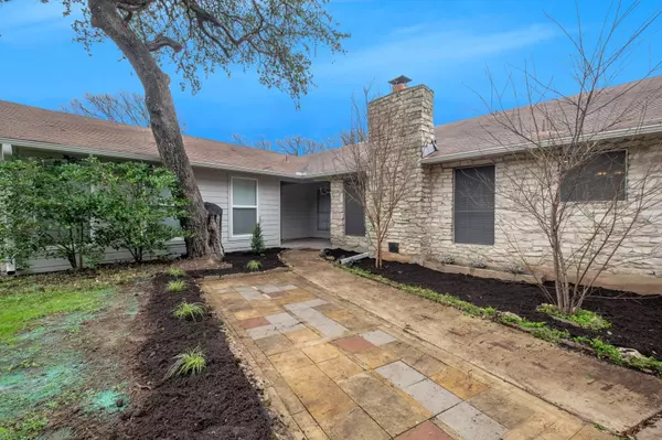 Austin, TX 78729,9009 Sawtooth LN #B