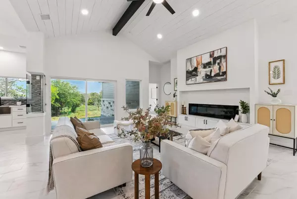 Spicewood, TX 78669,418 Bedford DR