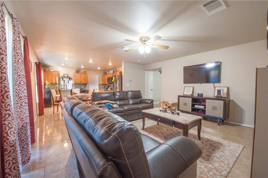 Pflugerville, TX 78660,1218 Gazania DR
