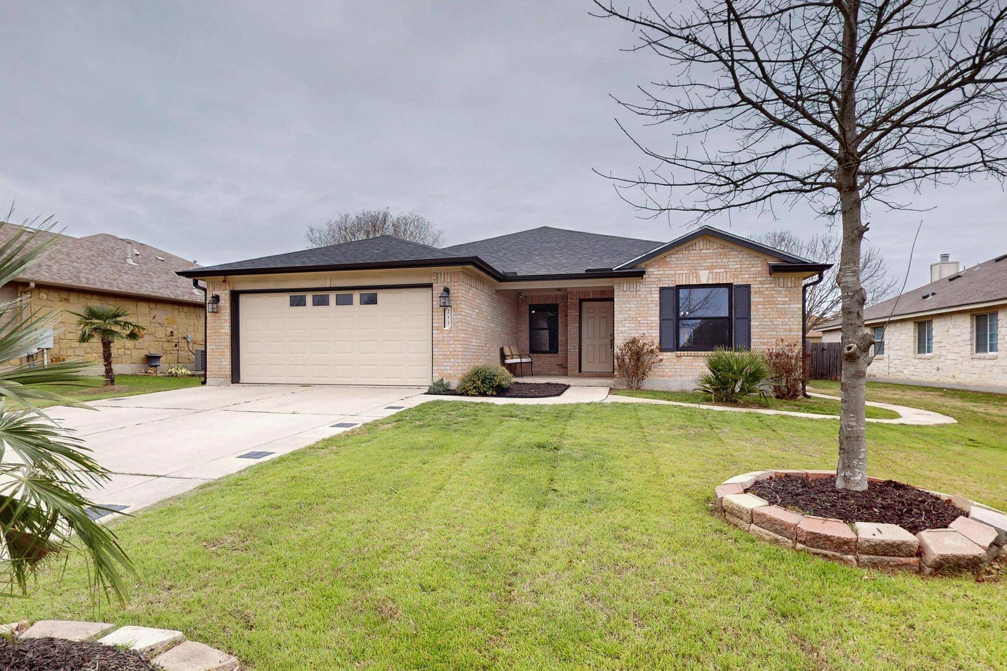 211 Silverado DR, Kyle, TX 78640