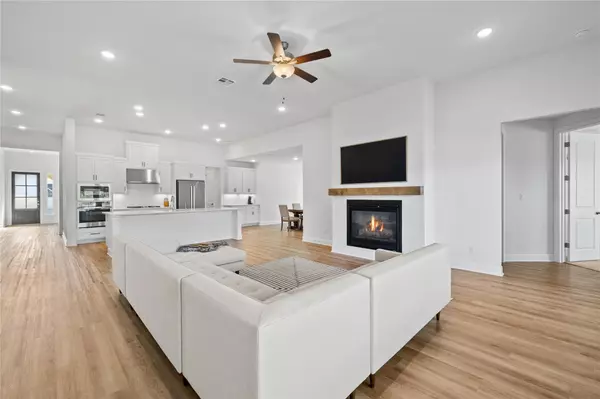 Austin, TX 78737,433 Running Bird RD