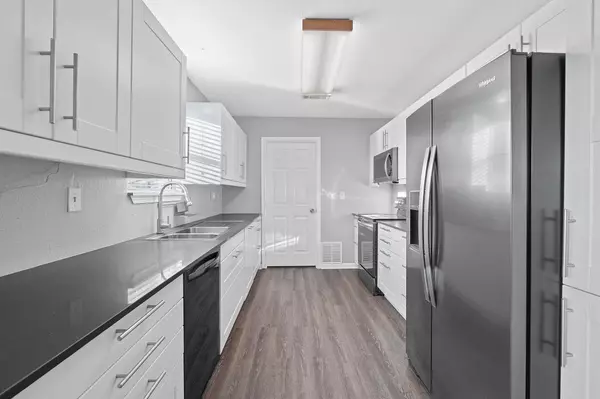 Bastrop, TX 78602,1255 Lovers LN