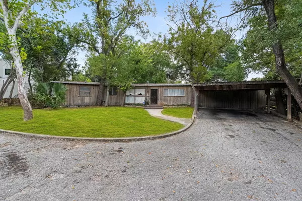 San Antonio, TX 78209,530 Corona Ave