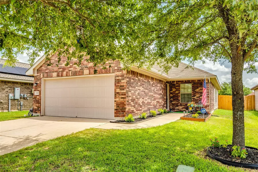 185 Housefinch LOOP, Leander, TX 78641