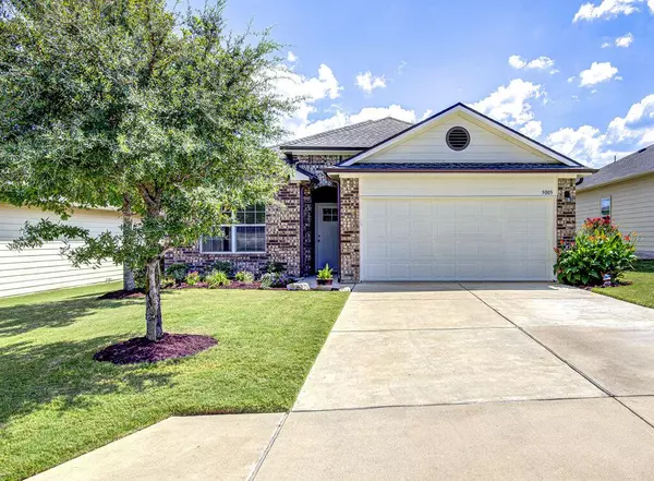 5005 Winsbury DR, Georgetown, TX 78626