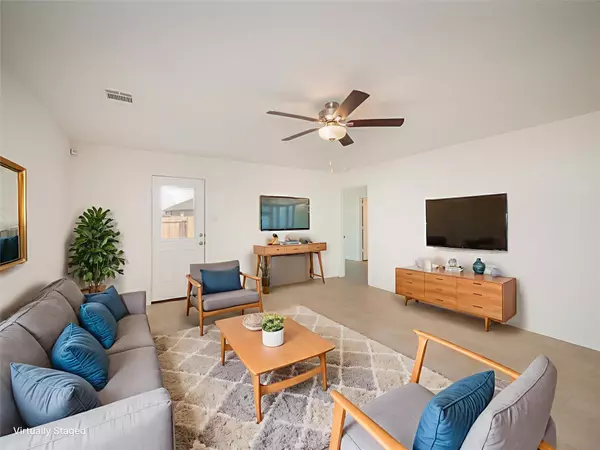 Elgin, TX 78621,17216 Farmhouse LN