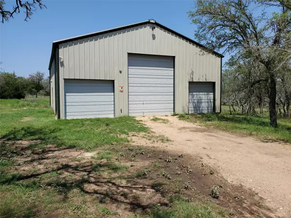 1010 Martin RD, Dripping Springs, TX 78620