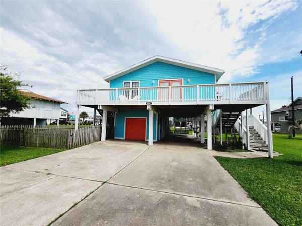 16606 John Davis RD, Jamaica Beach, TX 77554