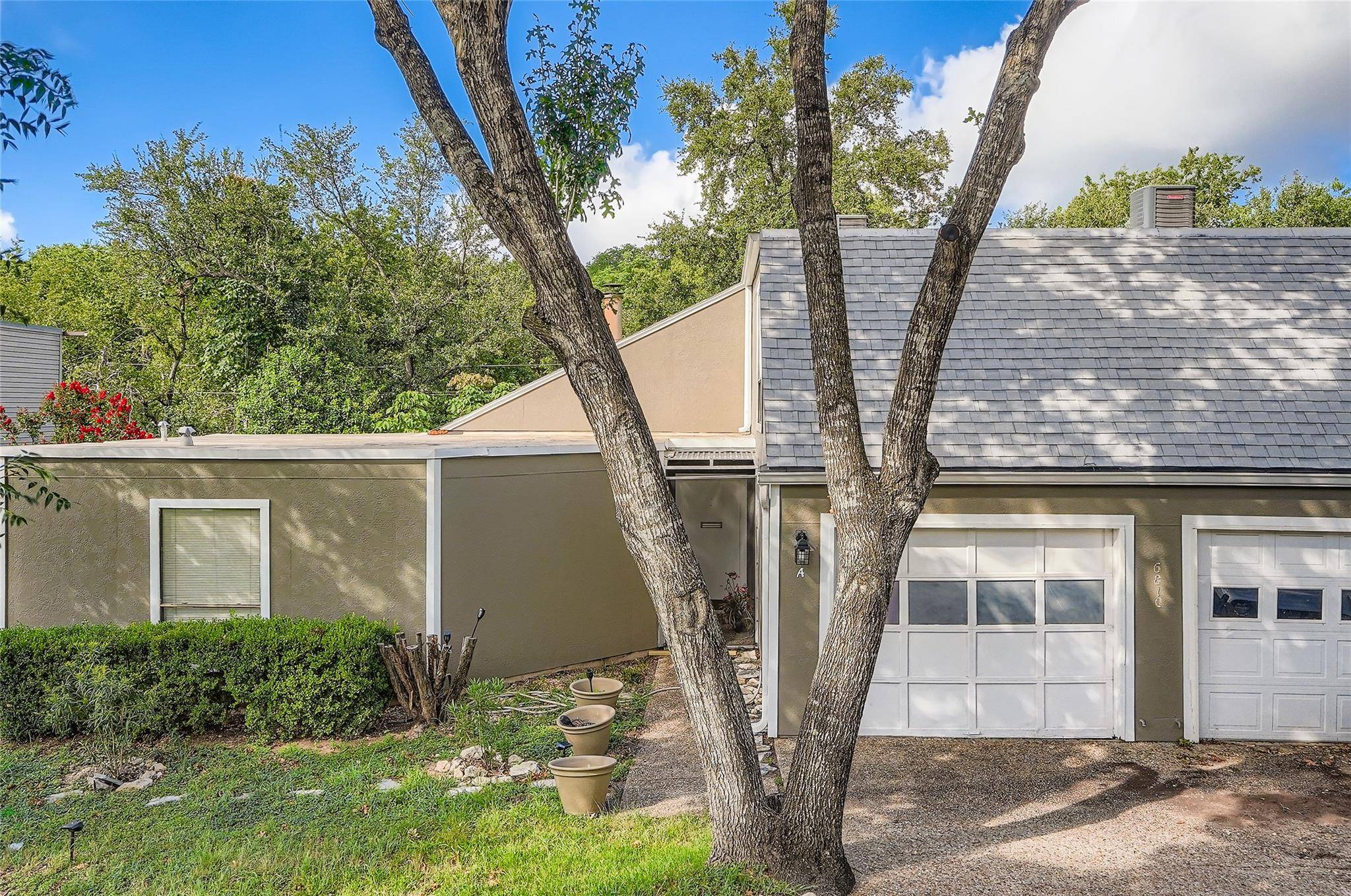 6810 Thorncliffe DR #B, Austin, TX 78731